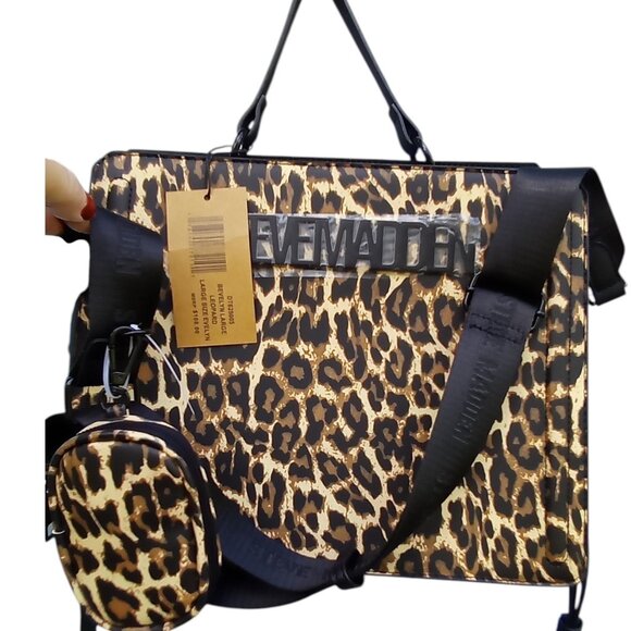 Steve Madden Handbags - Steve Madden NEW Beverly Leopard Print Tote 2 2straps & Pouch